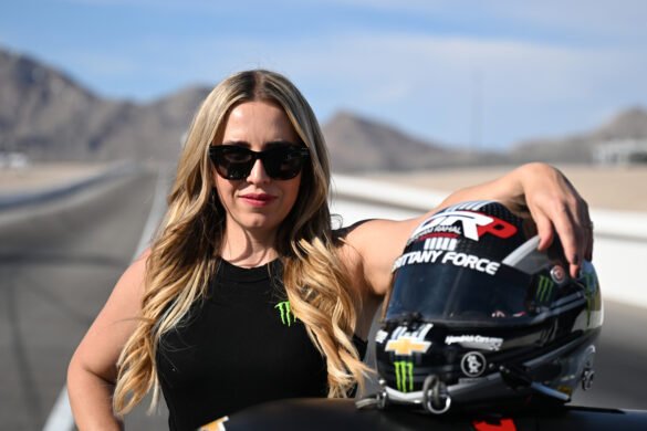 Mario Andretti's Extraordinary Racing Career | Autostrada Magazine