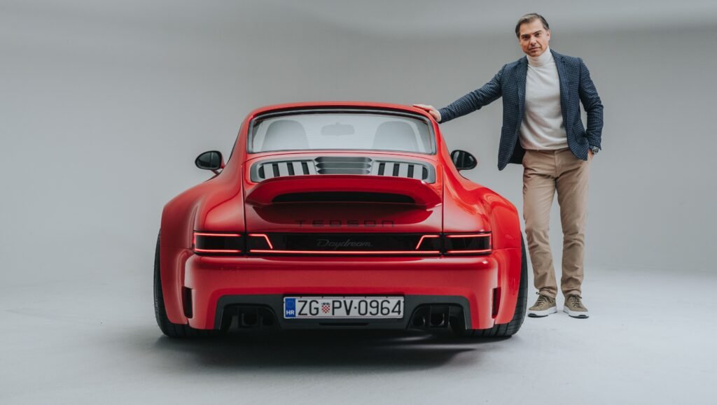 Goran Turkić Tedson Motors founder with Porsche 964 rear view