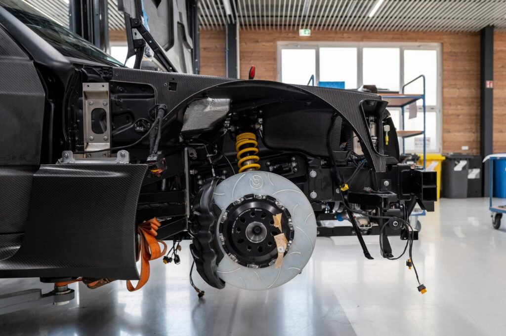 HWA EVO front suspension and brake assembly detail