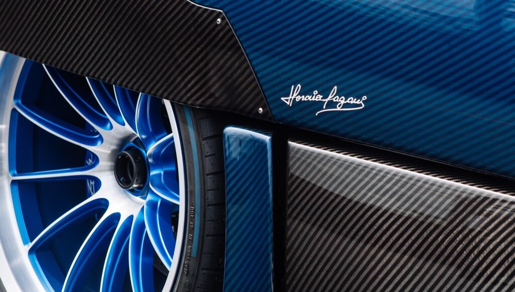 Pagani Huayra carbon fibre badge and wheel detail