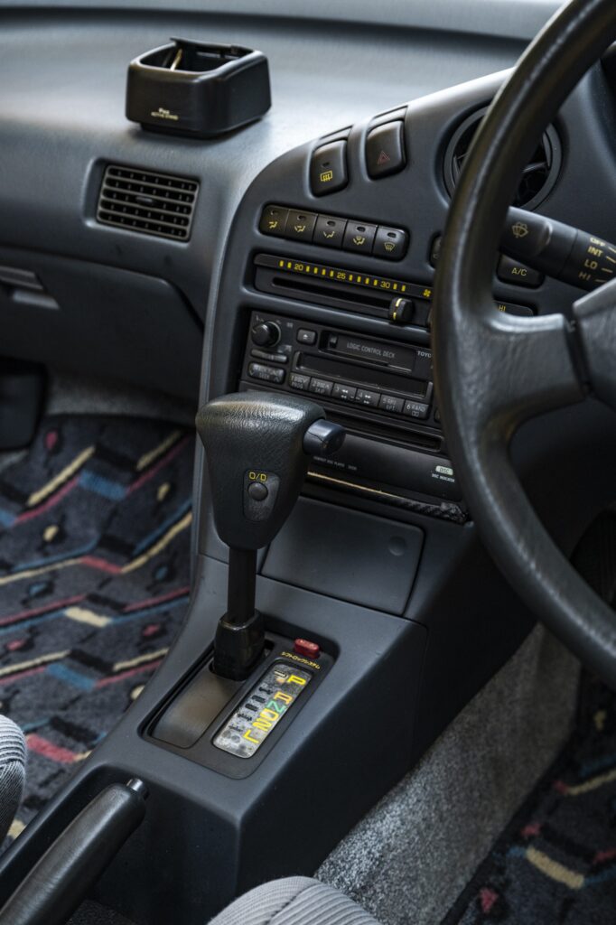 Toyota Sera dashboard and automatic shifter area detail